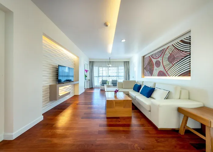 Jomtien Palm Beach Hotel & Resort - Family-Friendly